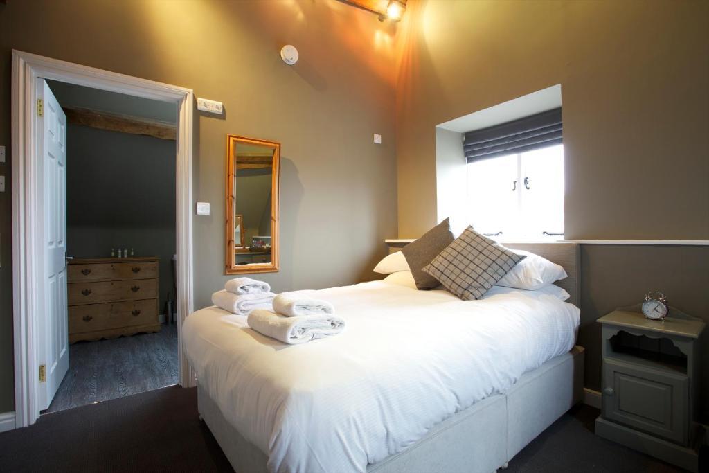 The Kings Arms Hotel Didmarton Quarto foto