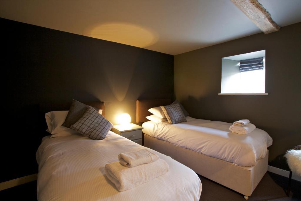 The Kings Arms Hotel Didmarton Quarto foto